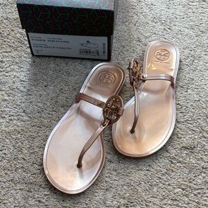Brand New in Box Tory Burch Mini Miller Flat Jelly Sandals in Rose Gold Size 6